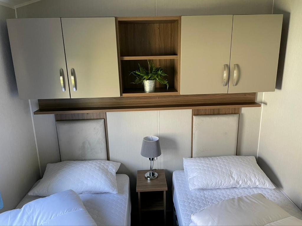 6 Berth Comfy Homely Caravan, Dog Friendly Belton with Browston Dış mekan fotoğraf