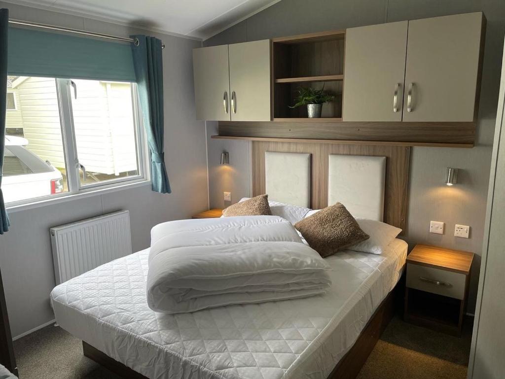 6 Berth Comfy Homely Caravan, Dog Friendly Belton with Browston Dış mekan fotoğraf