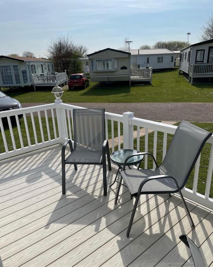 6 Berth Comfy Homely Caravan, Dog Friendly Belton with Browston Dış mekan fotoğraf