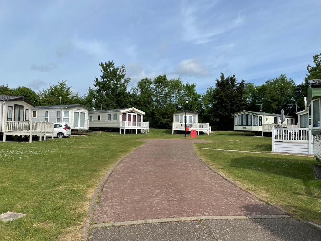 6 Berth Comfy Homely Caravan, Dog Friendly Belton with Browston Dış mekan fotoğraf